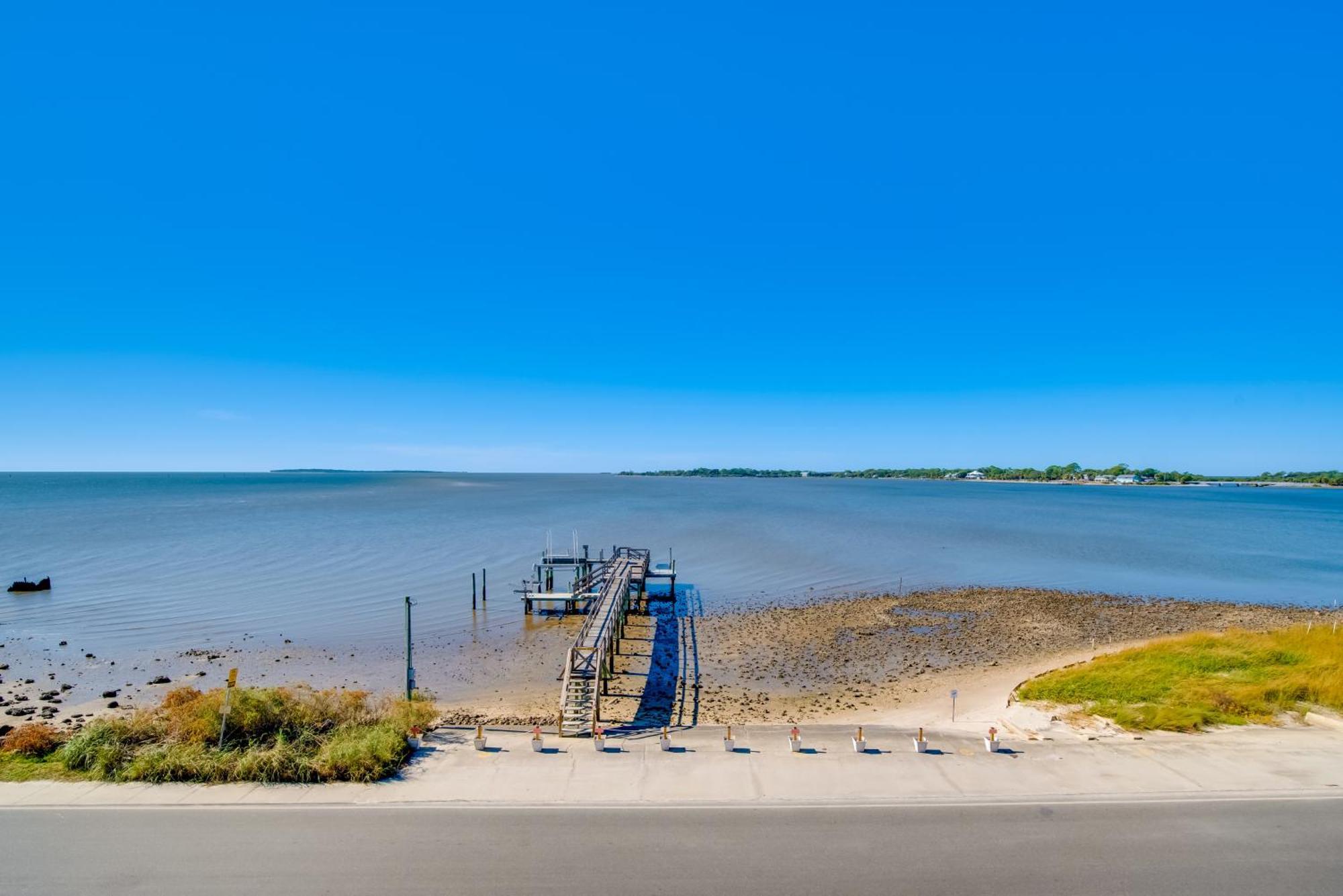 Вілла Oceanfront Oasis In Cedar Key With 2 Balconies! Екстер'єр фото