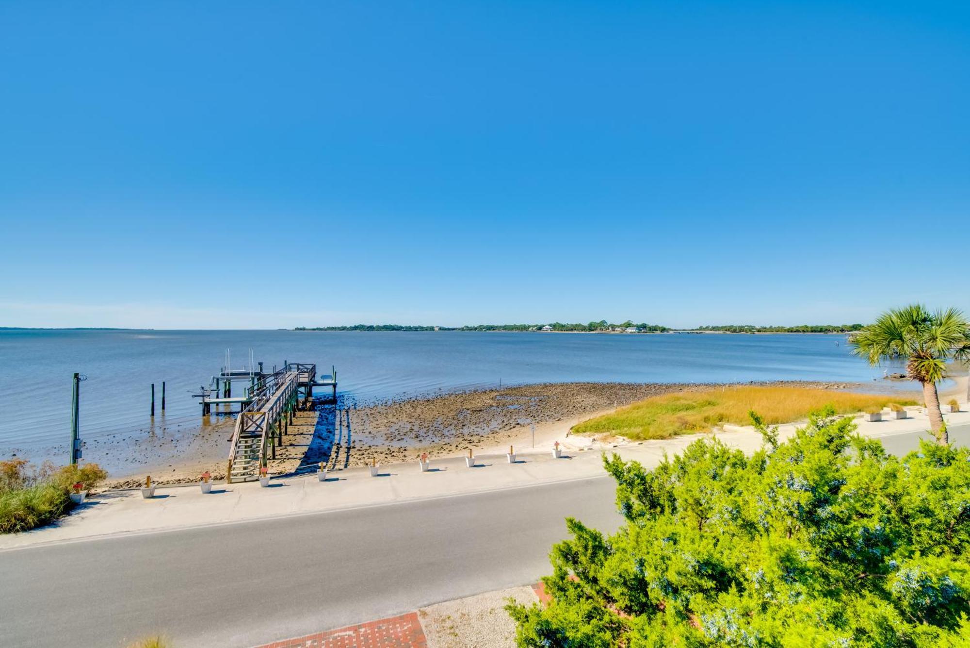 Вілла Oceanfront Oasis In Cedar Key With 2 Balconies! Екстер'єр фото